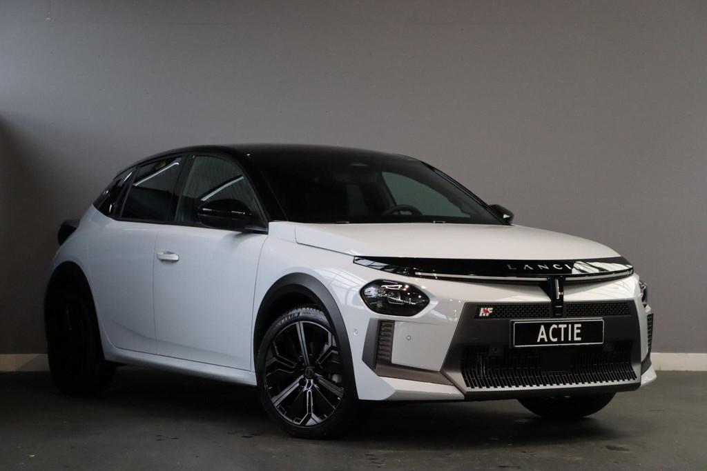 Lancia Ypsilon 1.2 Turbo Hybrid HF Line 110pk Voorraad Voord, Auto's, Lancia, 12 maanden, Stof, Euro 6, 1199 cc