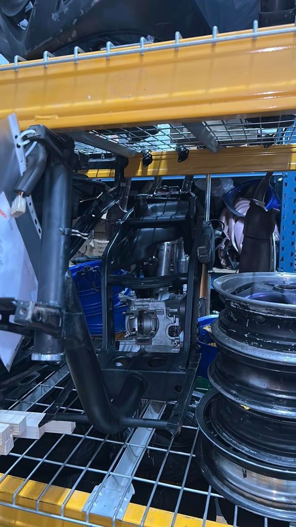 Piaggio Zip type 1 frame snor geen wok, Ophalen of Verzenden