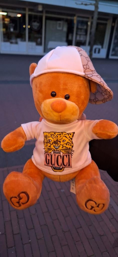Gucci beertje, Ophalen, Zo goed als nieuw