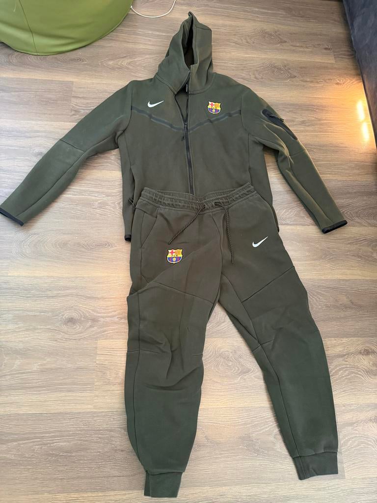 Nike Tech Fleece FC Barcelona Trainingspak Maat L, Maat 52/54 (L), Ophalen of Verzenden, Zo goed als nieuw, Voetbal
