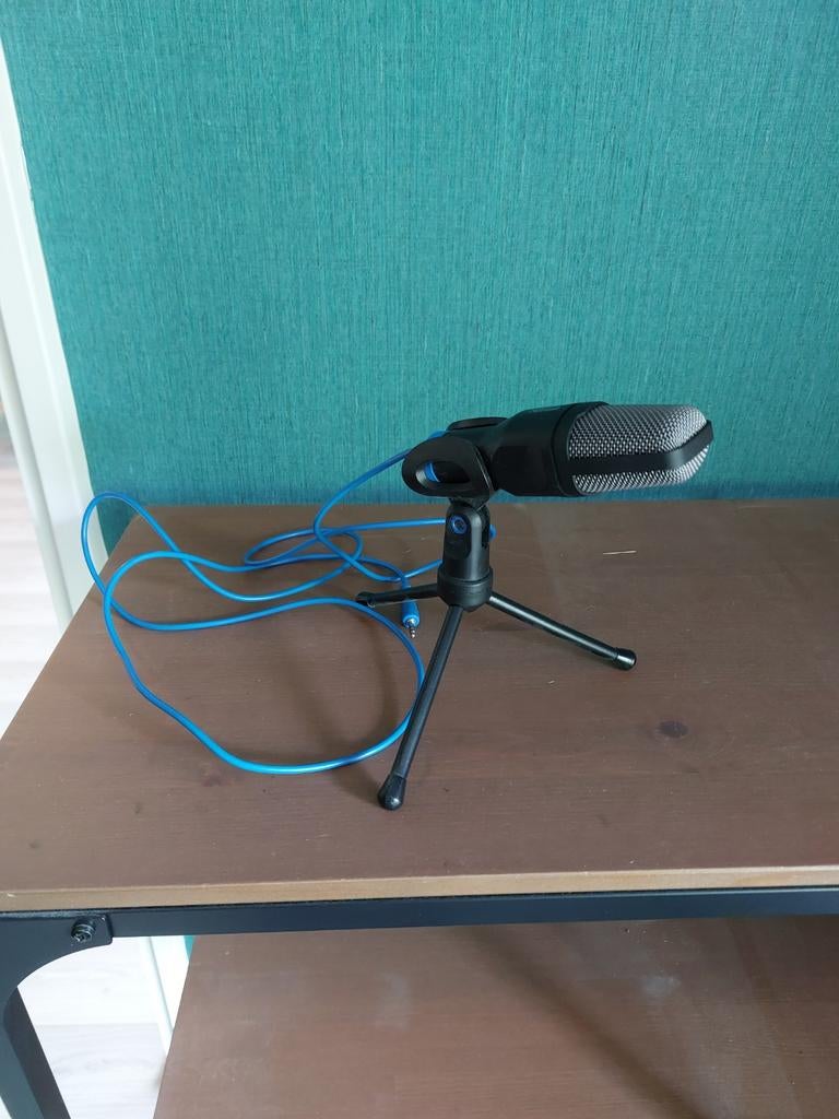 Trust gaming microfoon met statief, Ophalen of Verzenden, Gebruikt, Overige typen