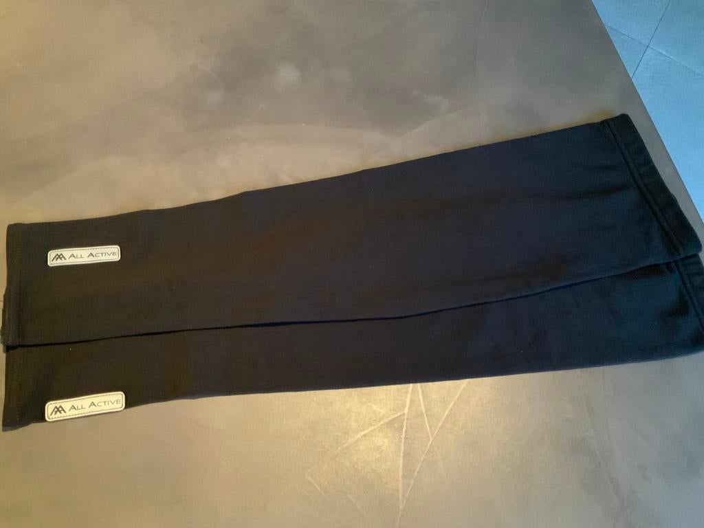 Nieuwe armwarmers van het merk All Active. Maat L, Ophalen of Verzenden, Nieuw, Kleding