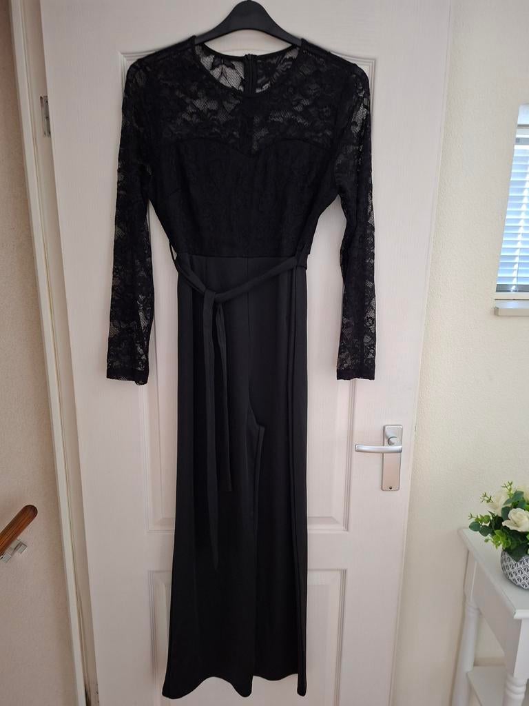 Nieuwe zwarte Jumpsuit met kanten bovenkant Maat 42 / 44 L, Kleding | Dames, Jumpsuits, Ophalen of Verzenden, Nieuw, Maat 42/44 (L)