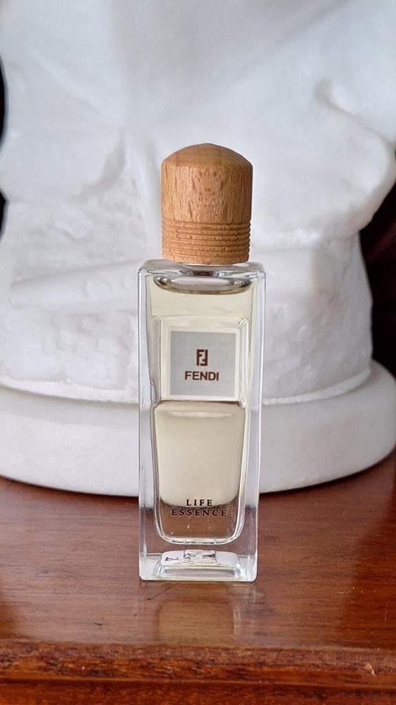 Ferdi Life Essence flesje eau de toilette voor mannen 10 ml., Verzamelen, Parfumverzamelingen, Miniatuur, Ophalen of Verzenden