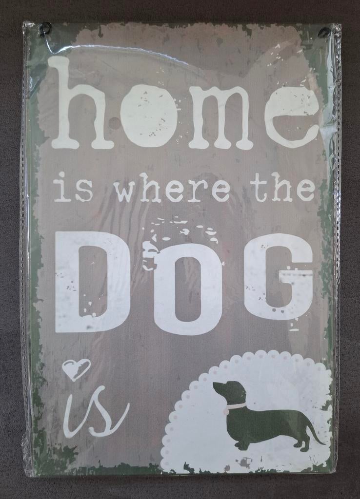 Metalen wandbord: Home is where the dog is - Teckel, Metaal, Meerkleurig, Nieuw, Ophalen of Verzenden