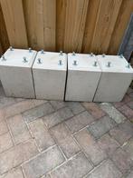 Betonpoeren incl bouten (nieuw), Ophalen, Zo goed als nieuw, Bakstenen