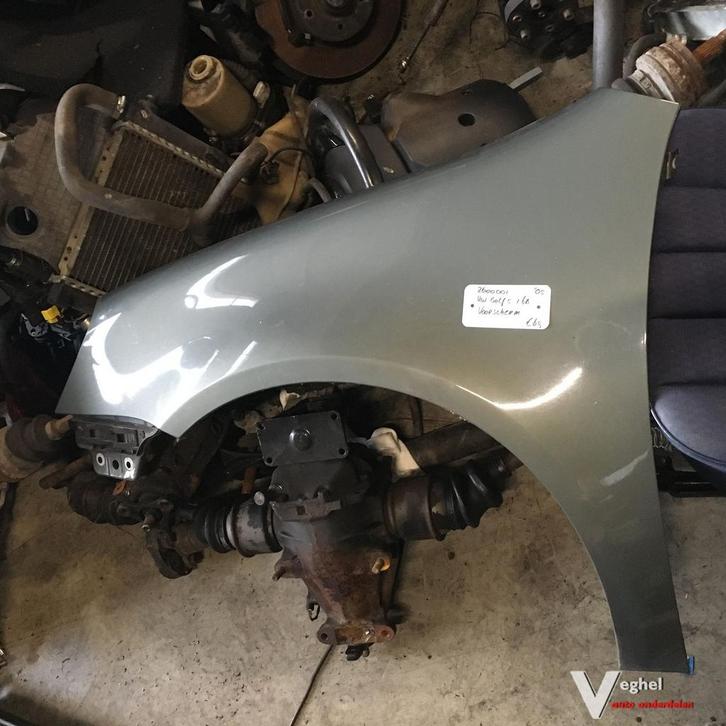 Vw Golf 5 1.6B 2005 5drs 2600001   Voorscherm Linksvoor, Auto-onderdelen, Carrosserie en Plaatwerk, Spatbord, Gebruikt, Ophalen