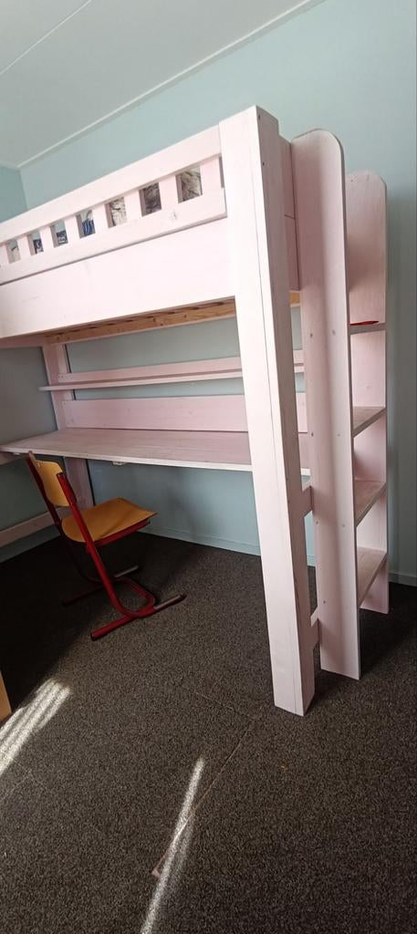 Hoogslaper, massief van steigerhout., Ophalen, Gebruikt, Hoogslaper