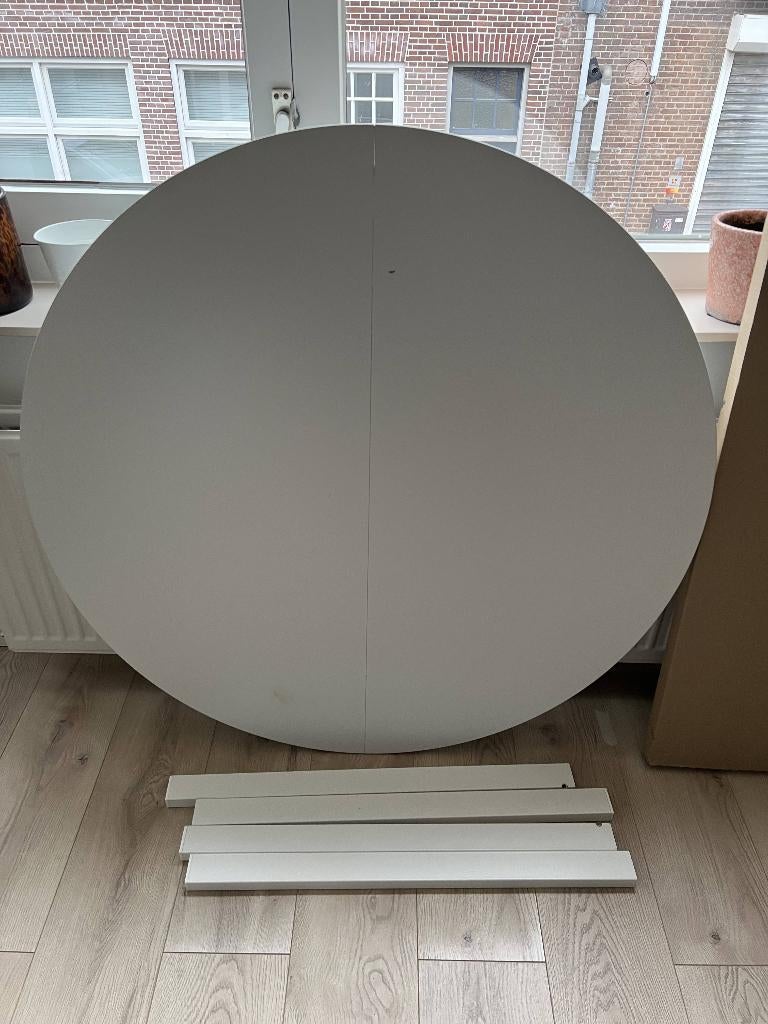Ikea ronde tafel VIHALS 107cm, Huis en Inrichting, Tafels | Eettafels, Ophalen, Rond, Zo goed als nieuw, Vier personen