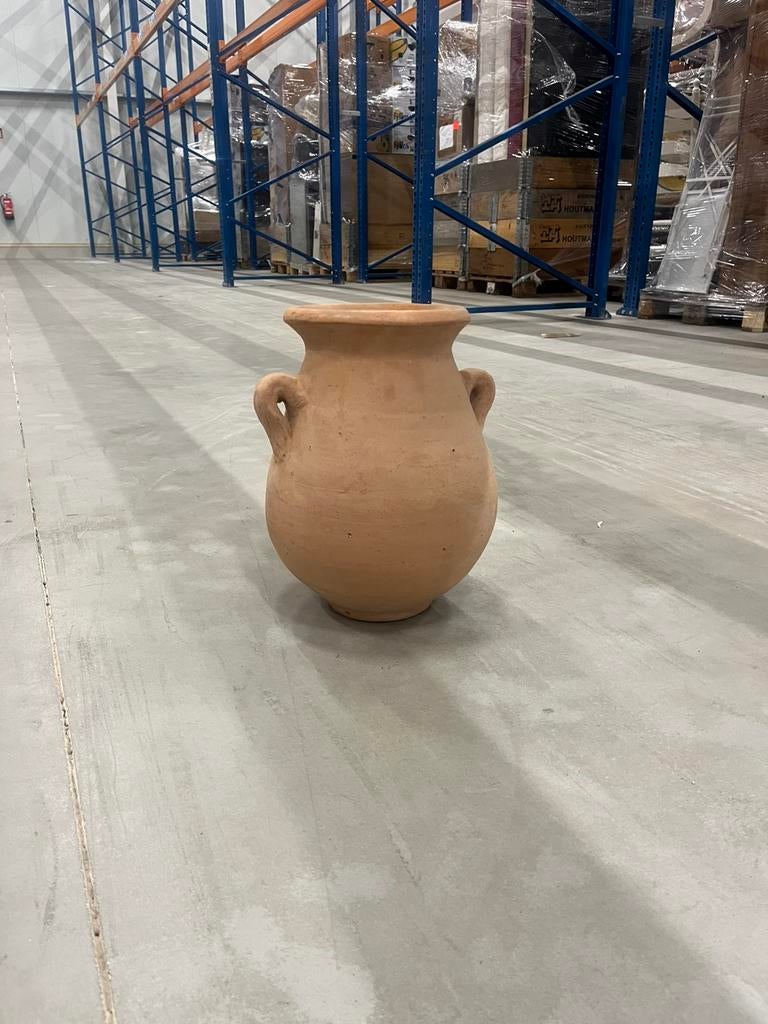 Terracotta Pot Nieuw, Ophalen