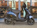 Piaggio Zip metallic Blue bj. 12-2024 2612 km, Ophalen, Maximaal 45 km/u, Onbekend, Zo goed als nieuw