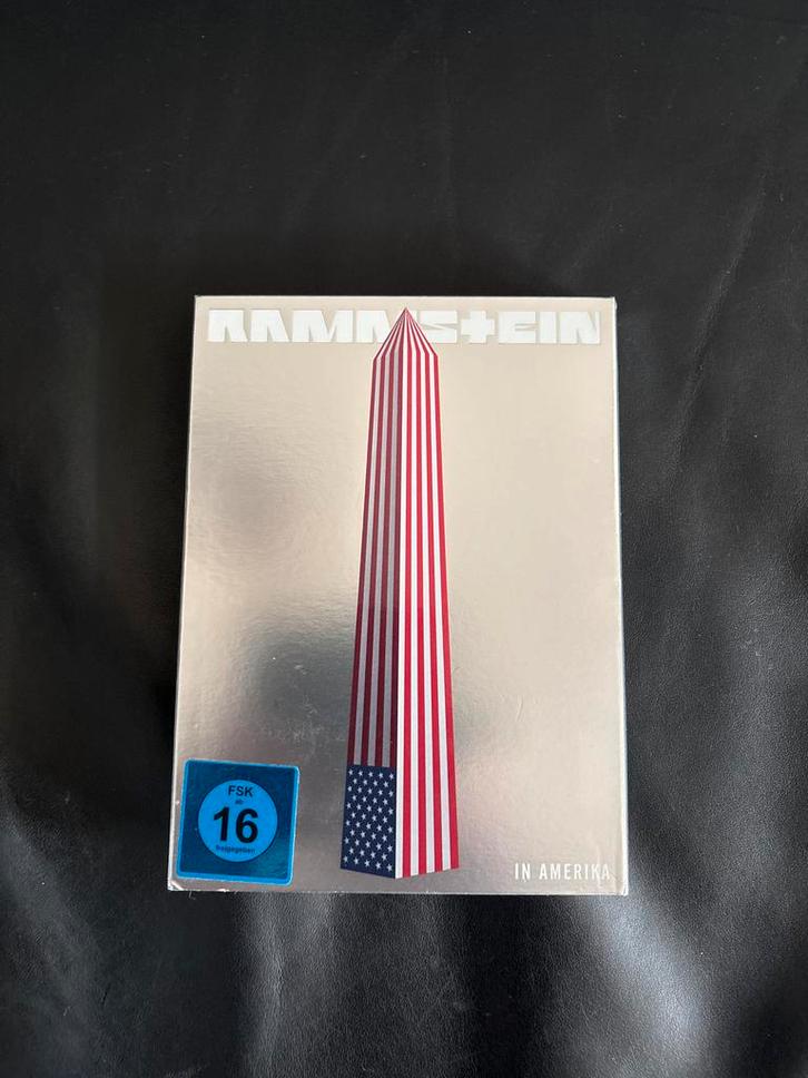 Rammstein in Amerika Blu-ray - Live concert & documentaire, Cd's en Dvd's, Blu-ray, Zo goed als nieuw, Muziek en Concerten, Ophalen of Verzenden