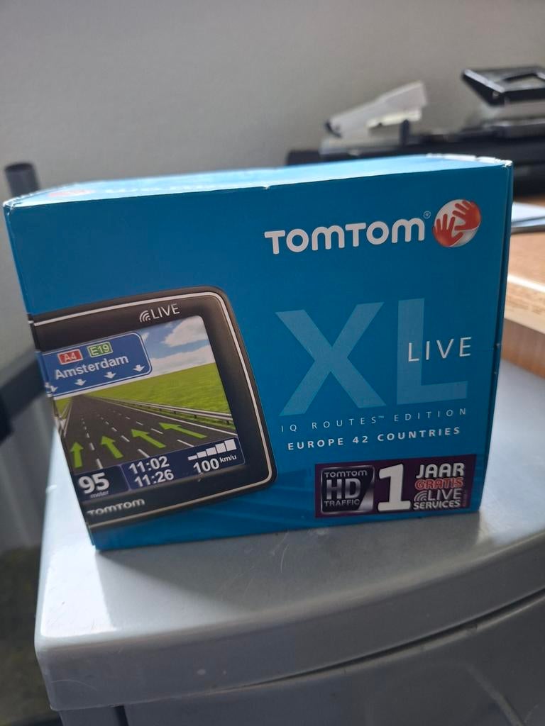 TomTom XL LIVE Navigatiesysteem - Europa 42 landen, Ophalen of Verzenden, Zo goed als nieuw