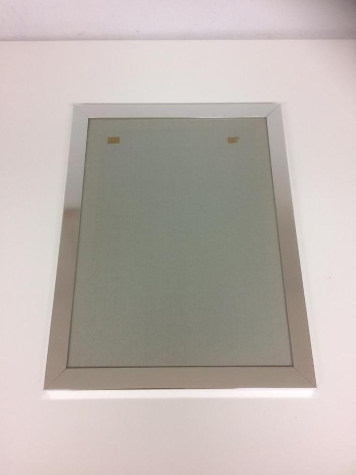 fotolijst zilverkleurig - foto max. 32,5x24,5 cm - Nielsen, Audio, Tv en Foto, Fotografie | Fotolijsten, Gebruikt, Ophalen of Verzenden