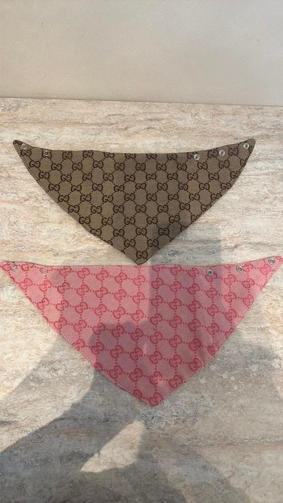 Honden bandana merk, Dieren en Toebehoren, Honden-accessoires, Ophalen of Verzenden, Nieuw