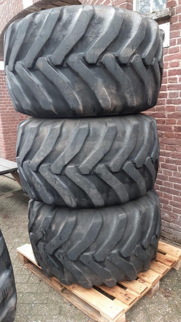 Banden voor de mobile kraan, Ophalen