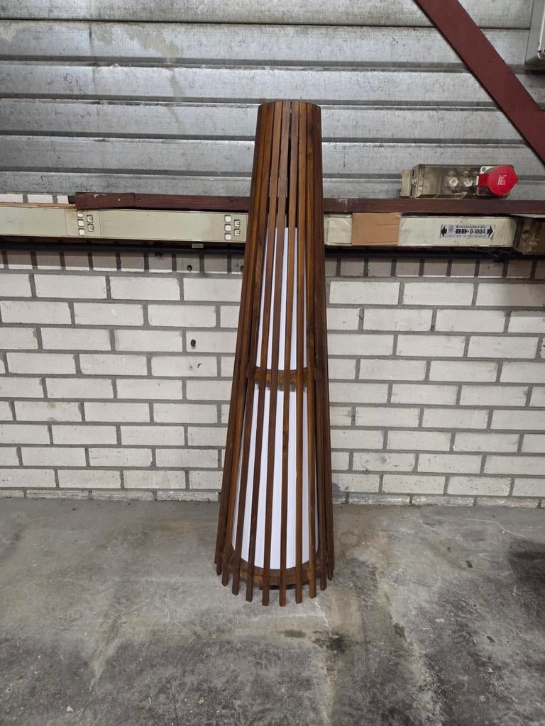 Teakhouten vloerlamp 120cm (magazijn uitverkoop), Ophalen of Verzenden