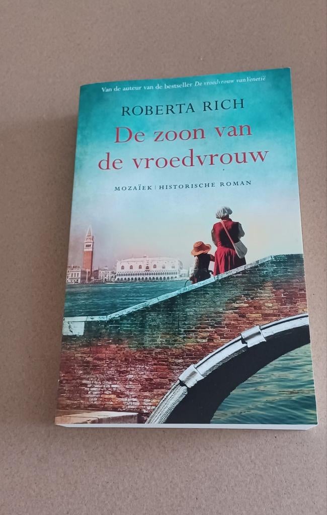 Roberta Rich - De zoon van de vroedvrouw, Ophalen of Verzenden, Zo goed als nieuw, Roberta Rich
