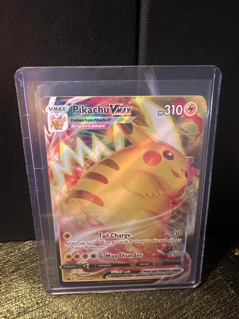 Pikachu VMAX SWSH286 Pokémon kaart, Hobby en Vrije tijd, Verzamelkaartspellen | Pokémon, Ophalen of Verzenden, Zo goed als nieuw