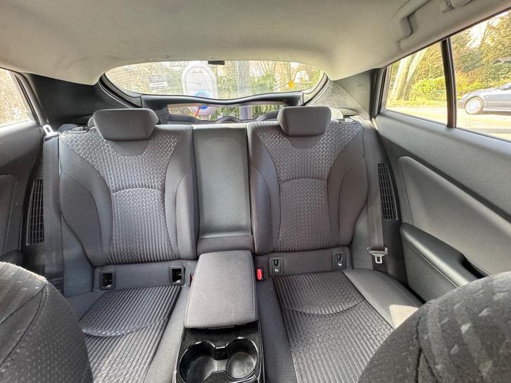 Toyota Prius 1.8 Plug-in Hybrid 122PK Aut 2018 Grijs, Auto's, Toyota, Particulier, Prius, ABS, Achteruitrijcamera, Adaptieve lichten