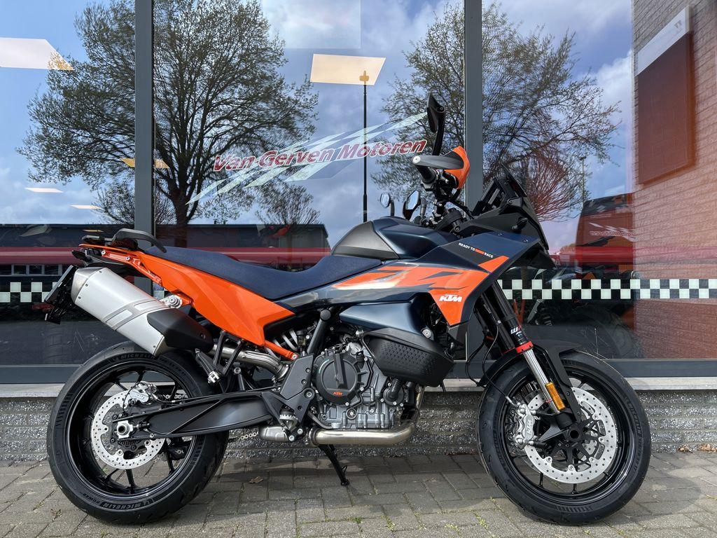 KTM 890 SMT 2026, Motoren, Bedrijf, SuperMoto
