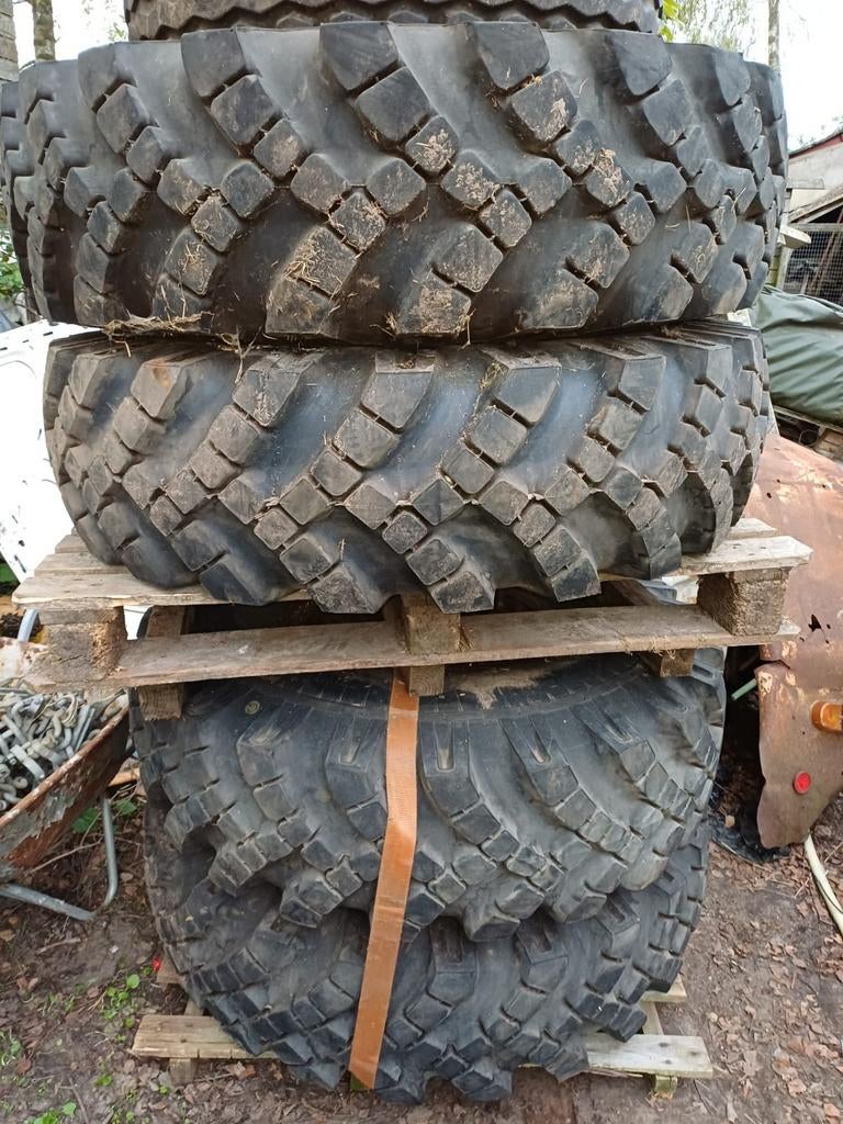 Banden en velgen voor Unimog of vrachtwagen, Auto-onderdelen, Ophalen, Gebruikt, Overige merken
