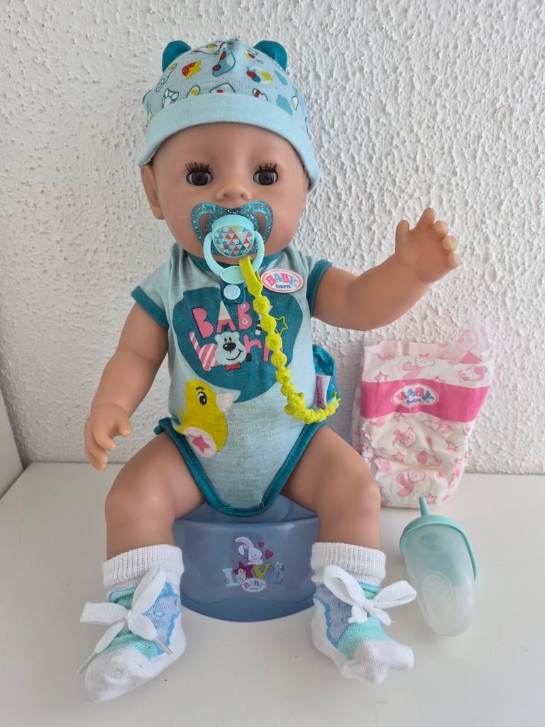 Baby Born pop Boy Soft Touch Babyborn.

Als Nieuw, Ophalen of Verzenden, Zo goed als nieuw, Babypop
