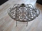 Plantentafel bijzettafel gietijzer, Huis en Inrichting, Tafels | Bijzettafels, 45 tot 60 cm, Minder dan 55 cm, Metaal of Aluminium
