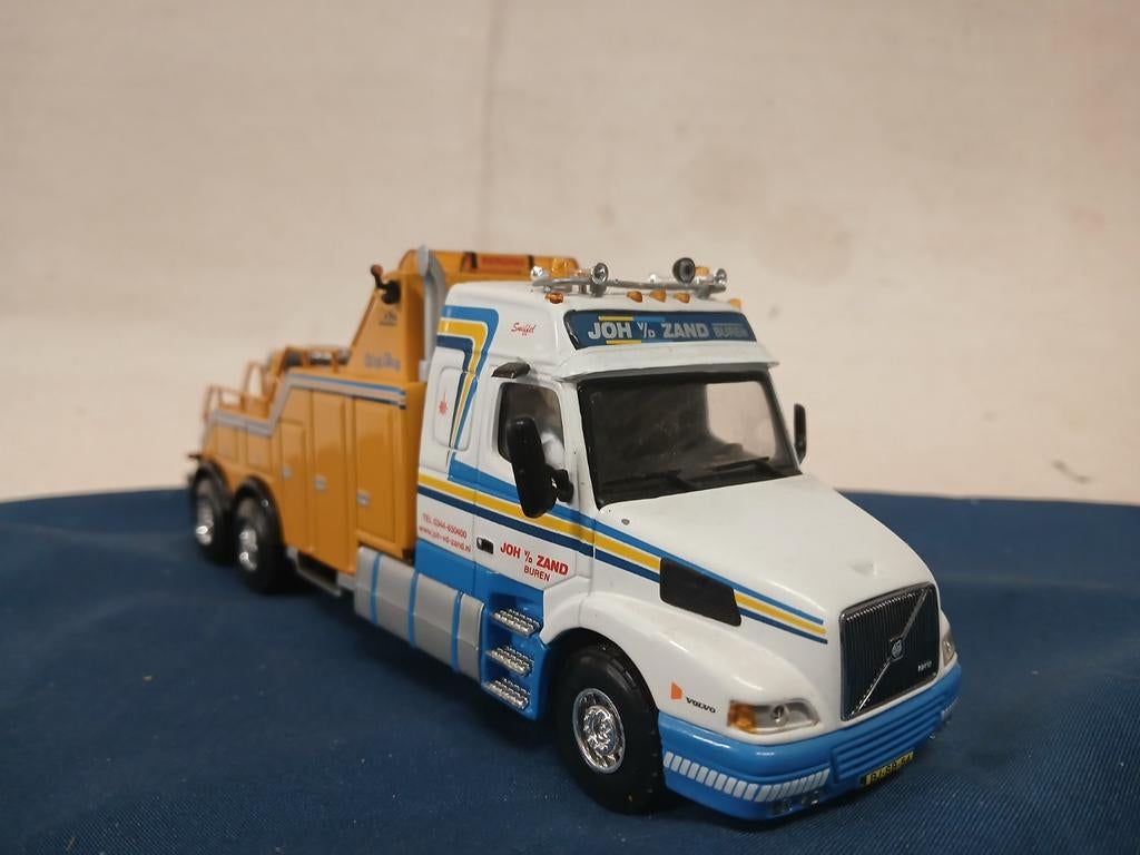 VOLVO NH 12 Joh v/d Zand, wrecker., Hobby en Vrije tijd, Modelauto's | 1:50, Ophalen of Verzenden, Zo goed als nieuw, Bus of Vrachtwagen