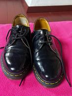 Zwarte Dr Martens lakschoenen maat 39, Schoenen met lage hakken, Zwart, Ophalen of Verzenden, Dr. Martens