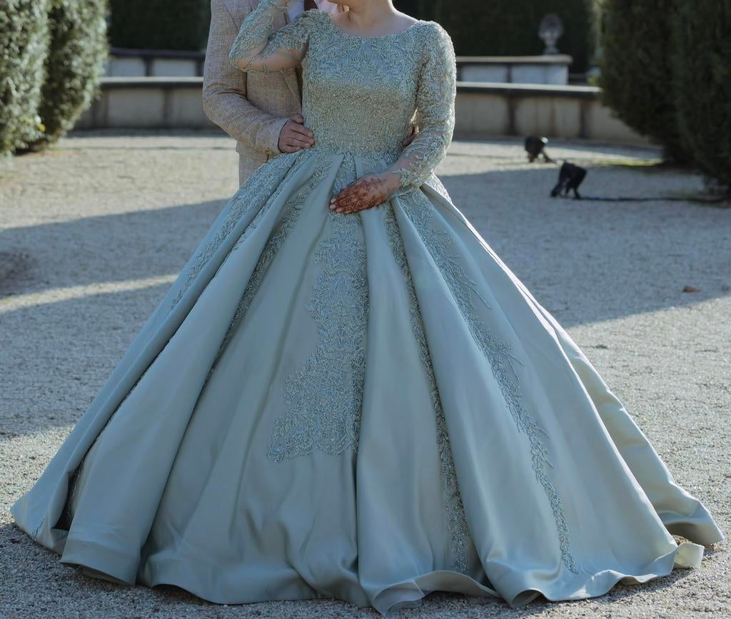 Henna jurk, Ophalen, Zo goed als nieuw