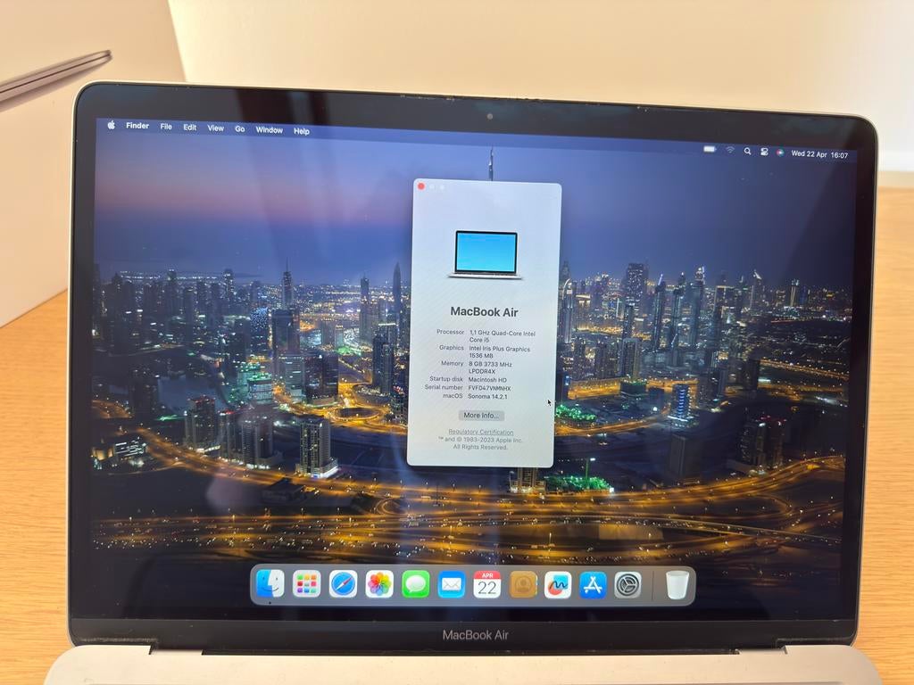 MacBook Air i5 8gb 256gb (2020), Computers en Software, Apple Macbooks, Gebruikt, 256 GB, Qwerty, 8 GB