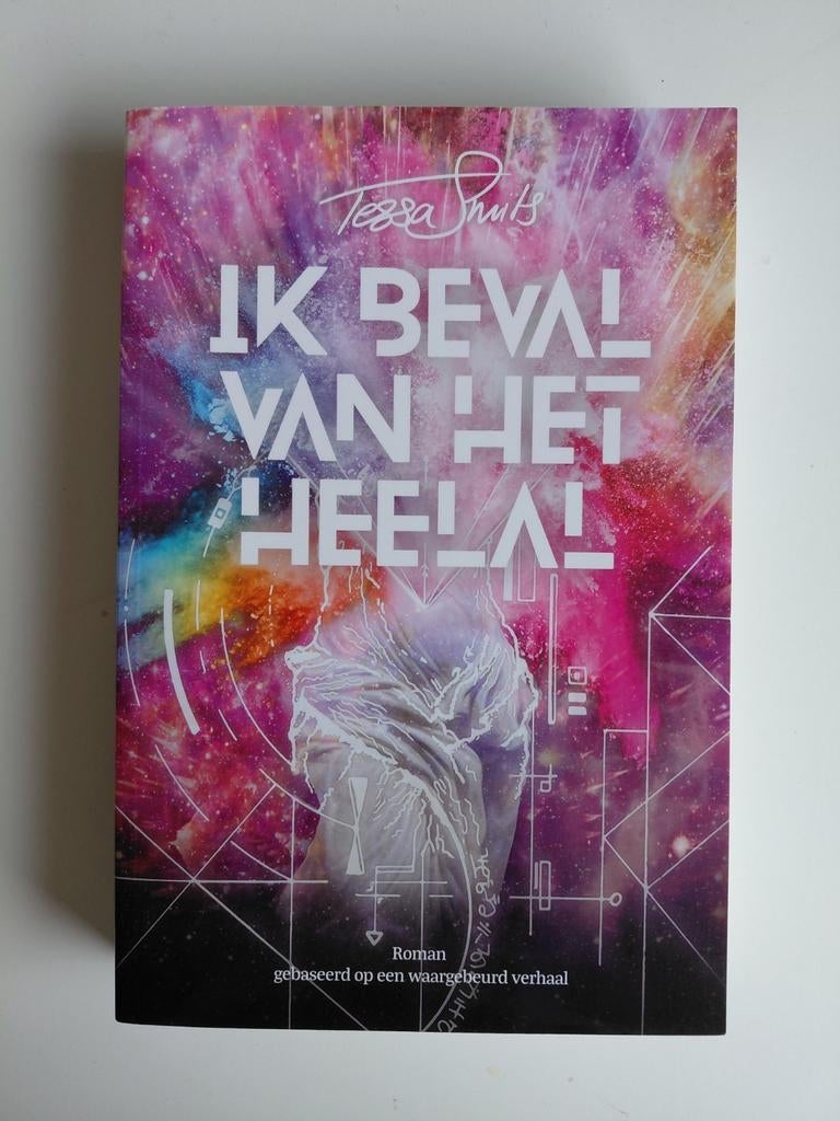Tessa Smits - Ik beval van het heelal, Ophalen of Verzenden, Zo goed als nieuw, Tessa Smits
