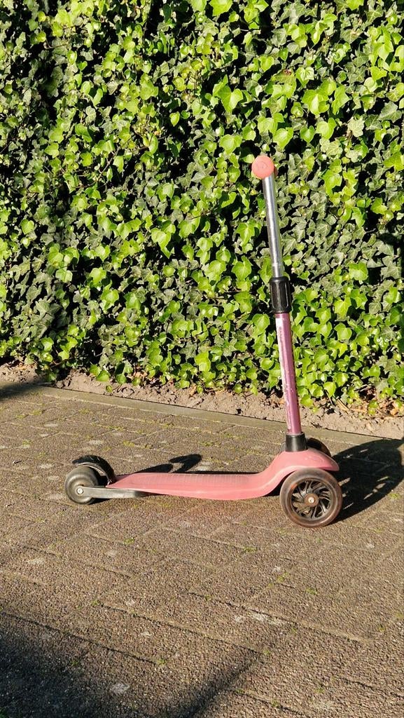 Roze step, 2 wieltjes voor, Fietsen en Brommers, Steps, Ophalen, Gebruikt, Gewone step