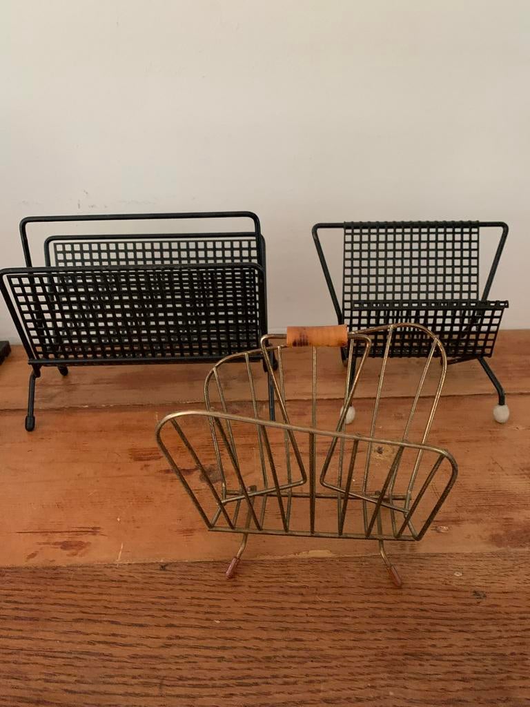 2x vintage brievenstandaard geperforeerd metaal, Ophalen of Verzenden, Huis en Inrichting