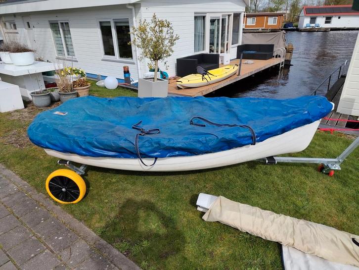 Walker Bay 10 met zeilset en strandtrailer, Watersport en Boten, Open zeilboten, Gebruikt, Overige typen, 3 tot 6 meter, Overige materialen