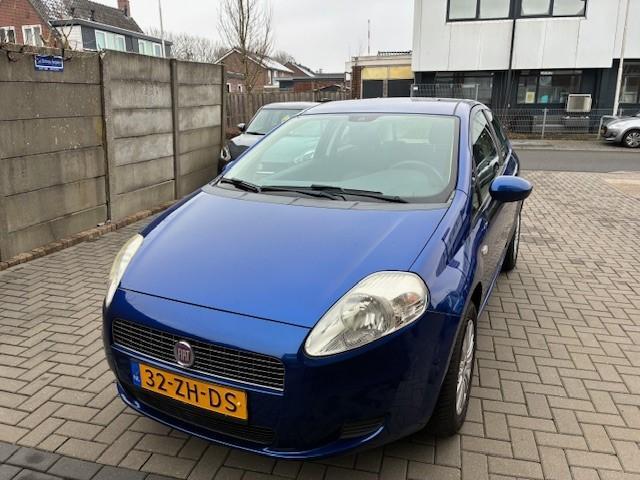FIAT Punto 1.4 3DR GRANDE Punto, Auto's, Fiat, Bedrijf, Te koop, Grande Punto, ABS, Airbags, Airconditioning, Boordcomputer, Centrale vergrendeling