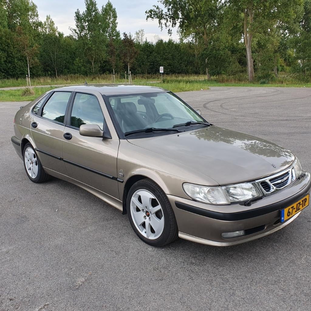 Saab 9-3 2.0 SE TURBO ANNIVERSARY HAZELNUT, HIRSCH, NL AUTO, Auto's, Voorwielaandrijving, Zwart, 4 cilinders, Bruin