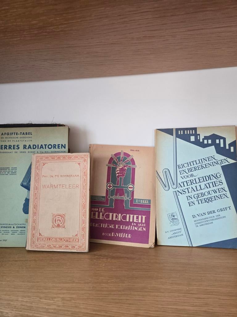 Oude boeken over techniek, Boeken, Techniek, Ophalen