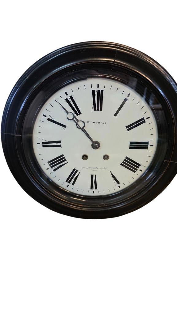 Gezwarte Houten Ronde Wandklok - Klassiek Design, Ophalen of Verzenden