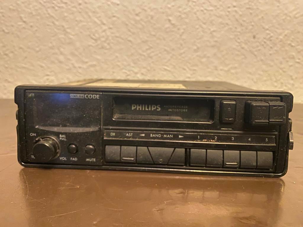 Vintage Philips cassette autoradio (Voor oldtimer ed), Auto diversen, Ophalen of Verzenden