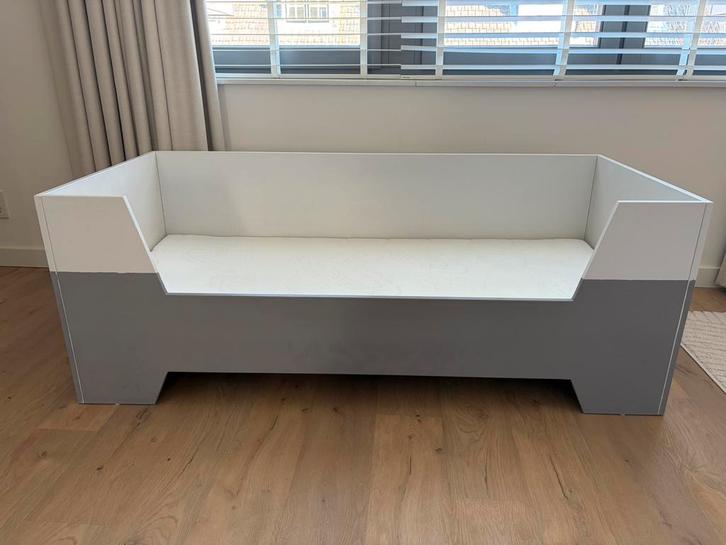 Little dreamers junior bed, Kinderen en Baby's, Kinderkamer | Bedden, Zo goed als nieuw, 140 tot 160 cm, 70 tot 85 cm, Lattenbodem