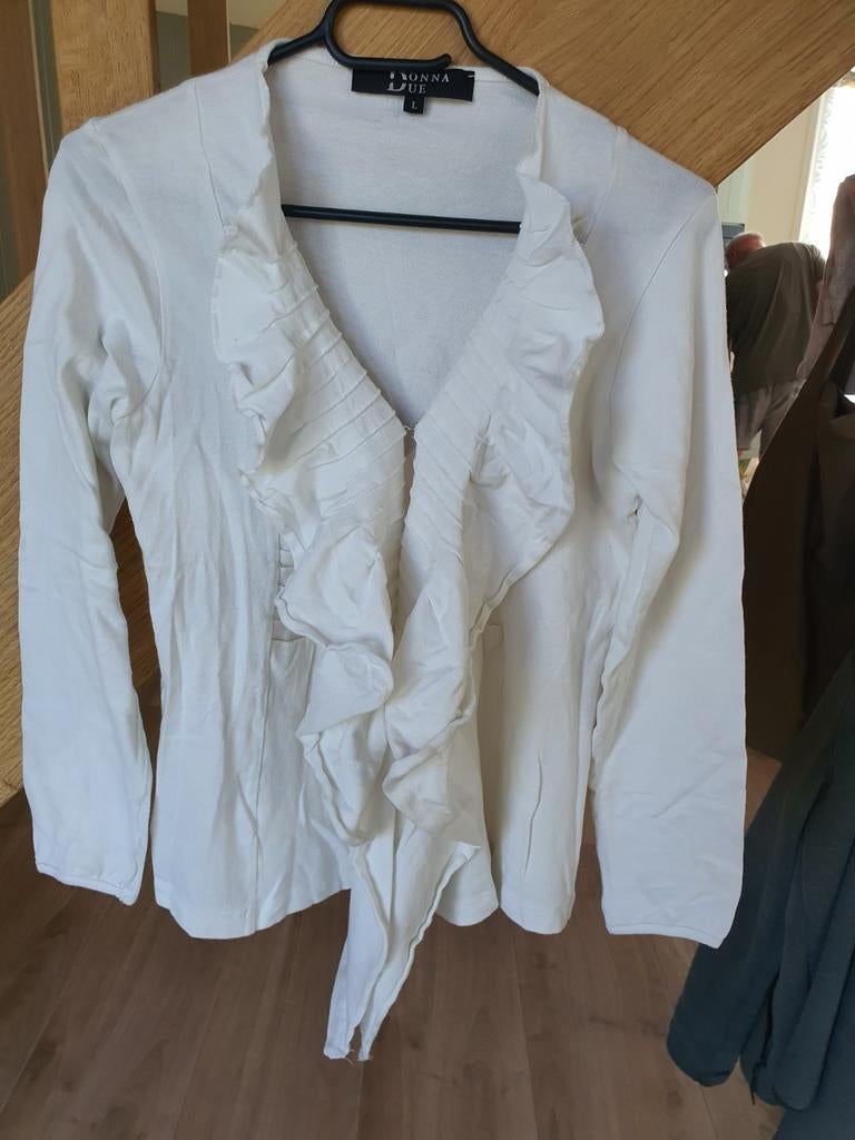 Wit vest met ruches van Donna Due, maat L, Kleding | Dames, Wit, Maat 42/44 (L), Ophalen of Verzenden, Zo goed als nieuw