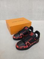 Louis Vuitton sneakers zwart rood, Ophalen of Verzenden, Nieuw, Zwart, Sneakers of Gympen