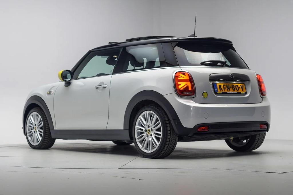 MINI Mini Electric Yours 33 kWh 3-fase [ Panorama Leder Harm, Auto's, Mini, 0 cilinders, Gebruikt, 1340 kg, 33 kWh