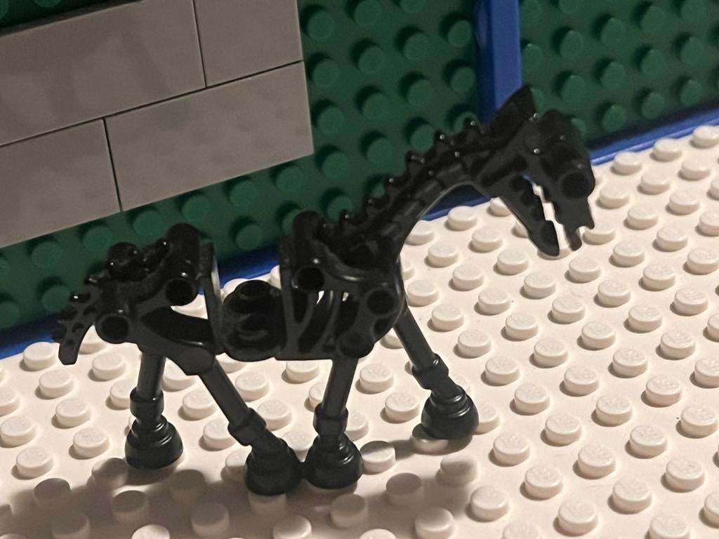 Lego zwart paard geraamte, Ophalen of Verzenden, Zo goed als nieuw