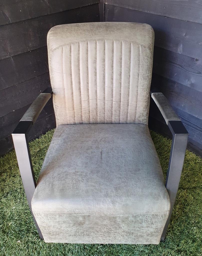 Fauteuil Sixty Armchair, Ophalen, Zo goed als nieuw, 50 tot 75 cm, Leer