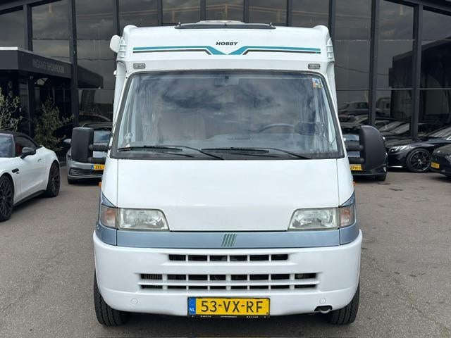 Fiat 230 Hobby Camper Integraal VOL OPTIES ! (bj 1997), Caravans en Kamperen, Campers, Integraal, Middelblok 190
2831BR  GOUDERAK, NL