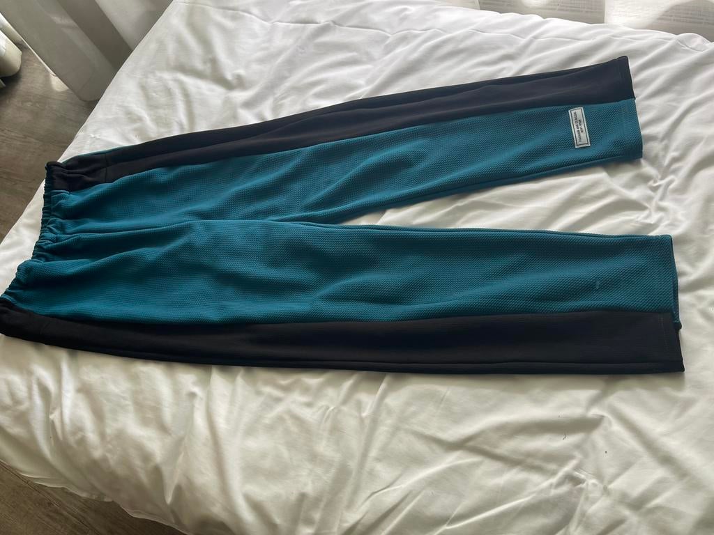 Kleding naaien en repareren, Ophalen, Zo goed als nieuw, Lang