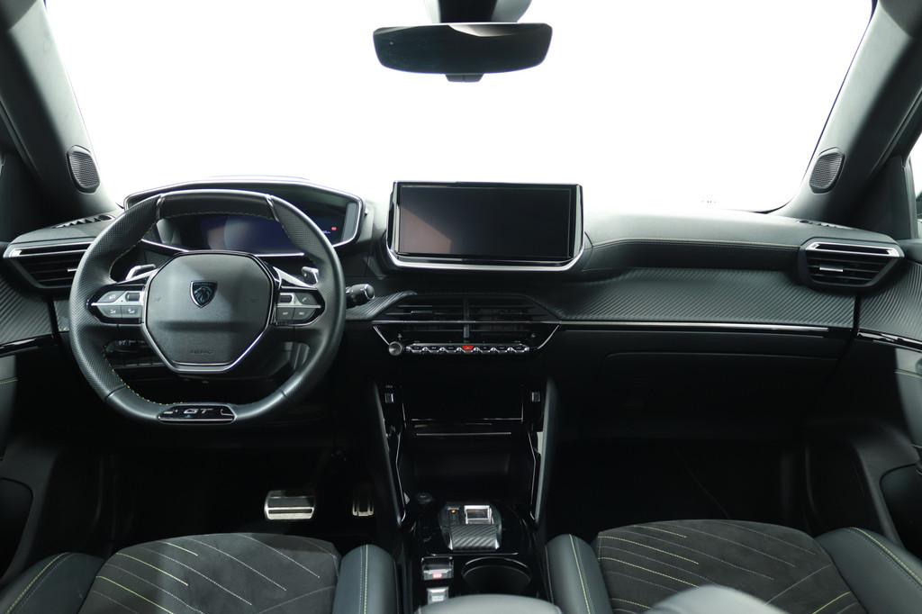Peugeot 2008 1.2 PURETECH 130 GT EAT8 FACELIFT | Leer/Alcant, Gebruikt, Zwart, 1199 cc, Alcantara